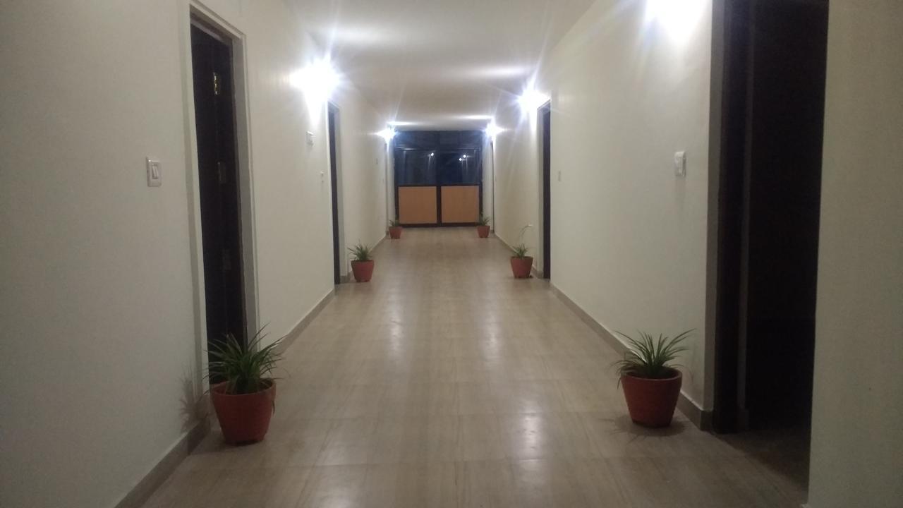 Hotel Dhoni Castle Palakkad Exterior foto